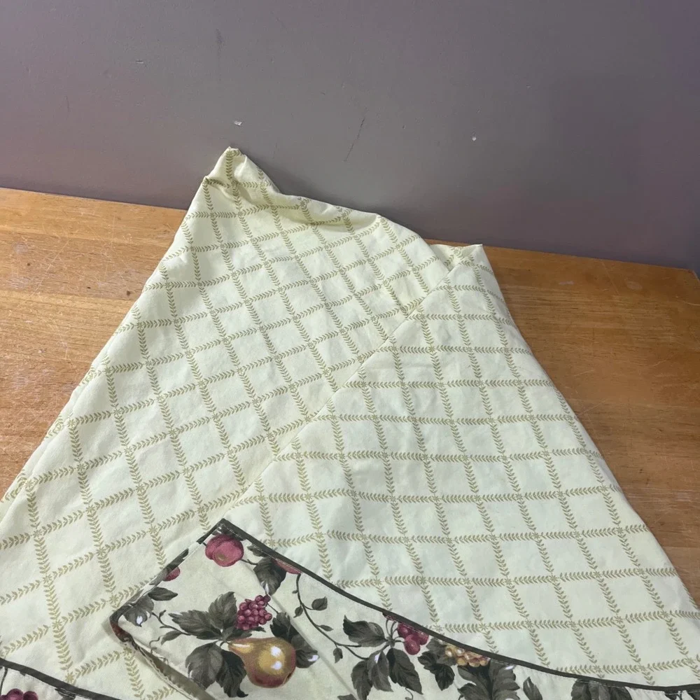 Waverly Oval Fruit Border Lattice Tablecloth Yellow Green 60x76 Harvest